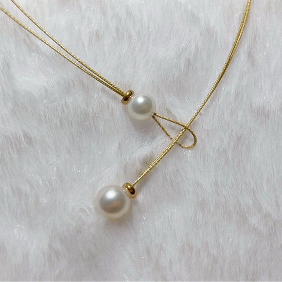 Duo Freshwater Pearl Necklace - Picture 6 of 7